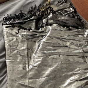 Shiny scraf wrap